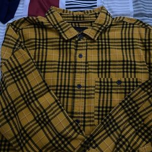 Men’s flannel shirt size Large